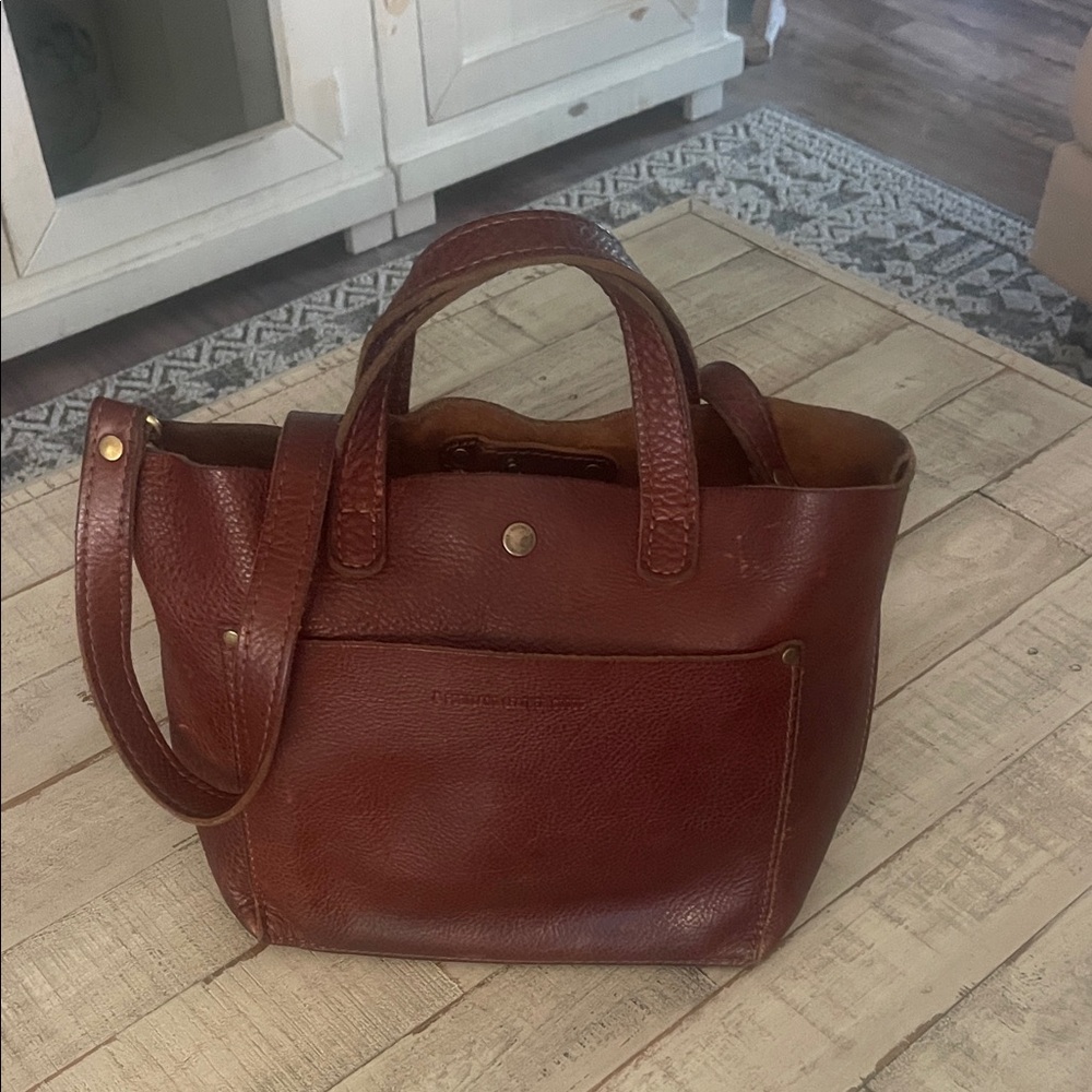 Portland Leather Rich Brown Tote - Picture 2 of 10